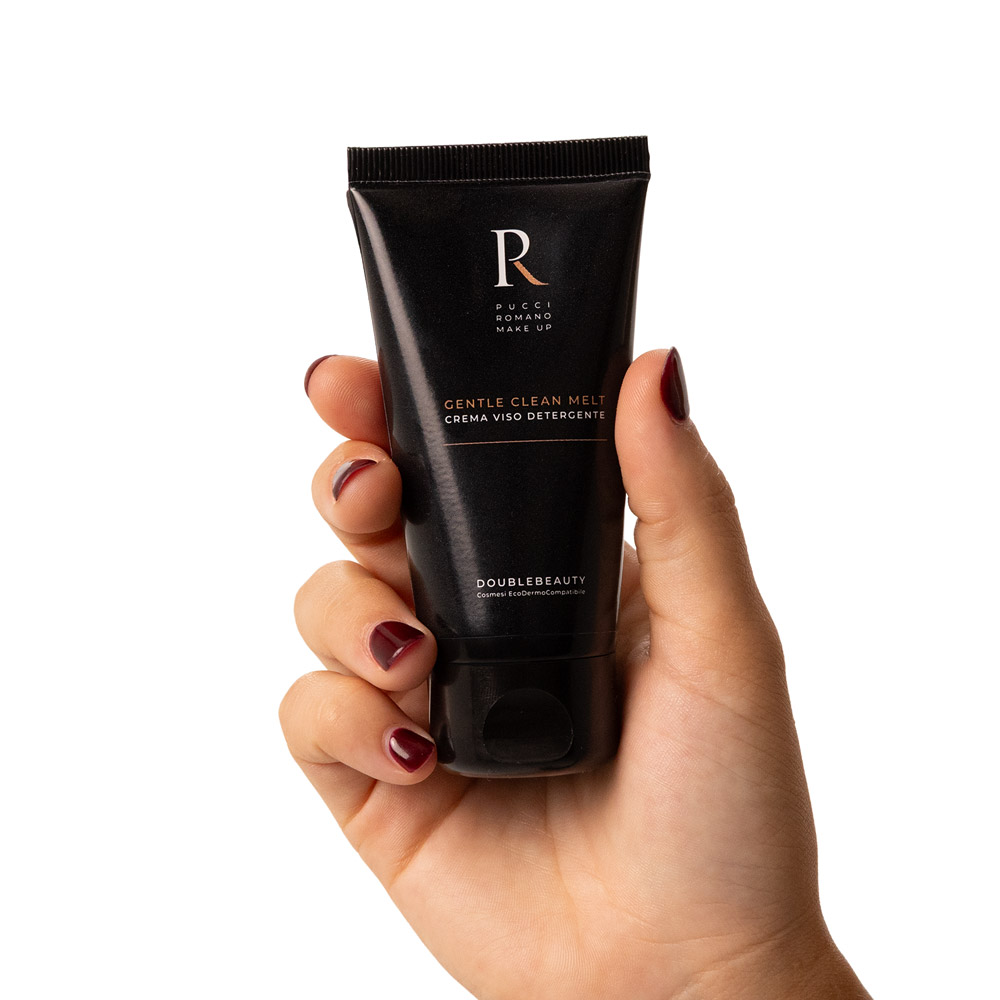 Gentle clean melt - Pucci Romano Makeup